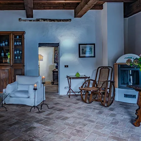 La Torre Della Casaforte Bergum Alle Porte Di Nyaraló *